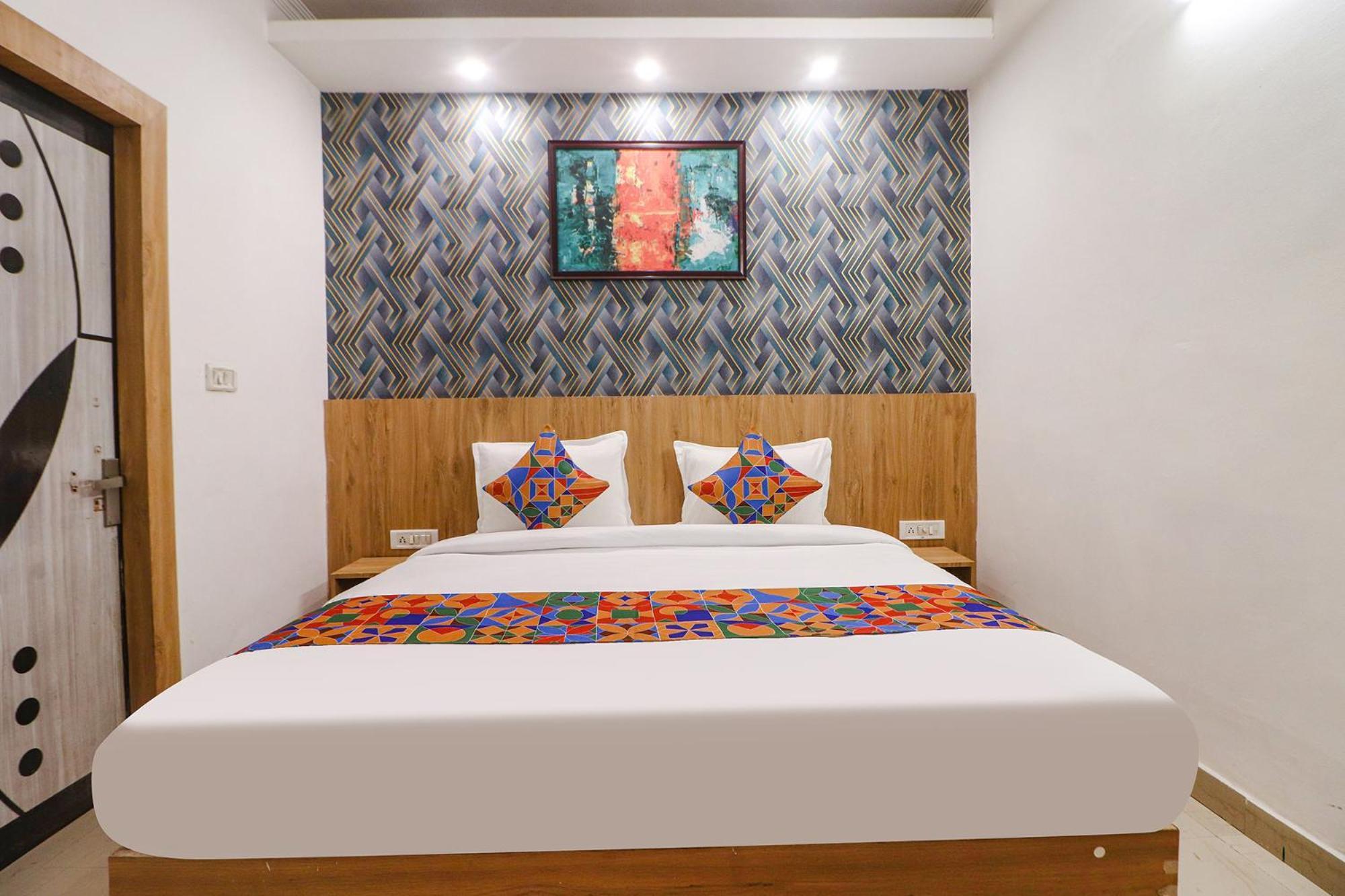 Fabhotel Rainbow Villa Near Igi Airport New Delhi Exterior photo