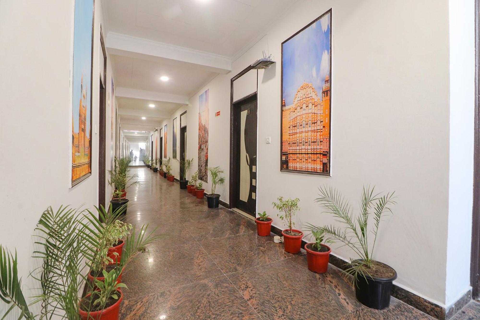 Fabhotel Rainbow Villa Near Igi Airport New Delhi Exterior photo