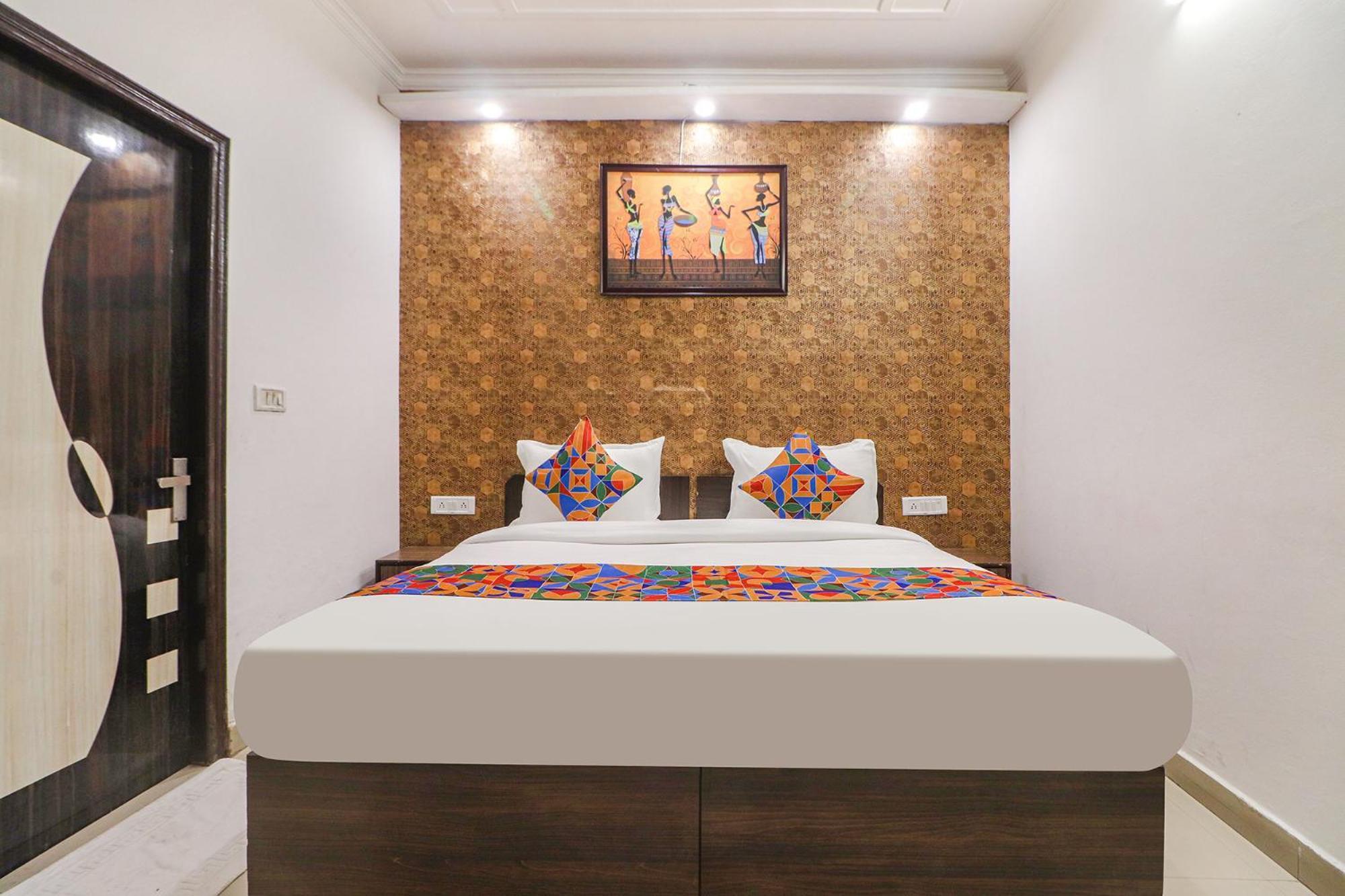 Fabhotel Rainbow Villa Near Igi Airport New Delhi Exterior photo